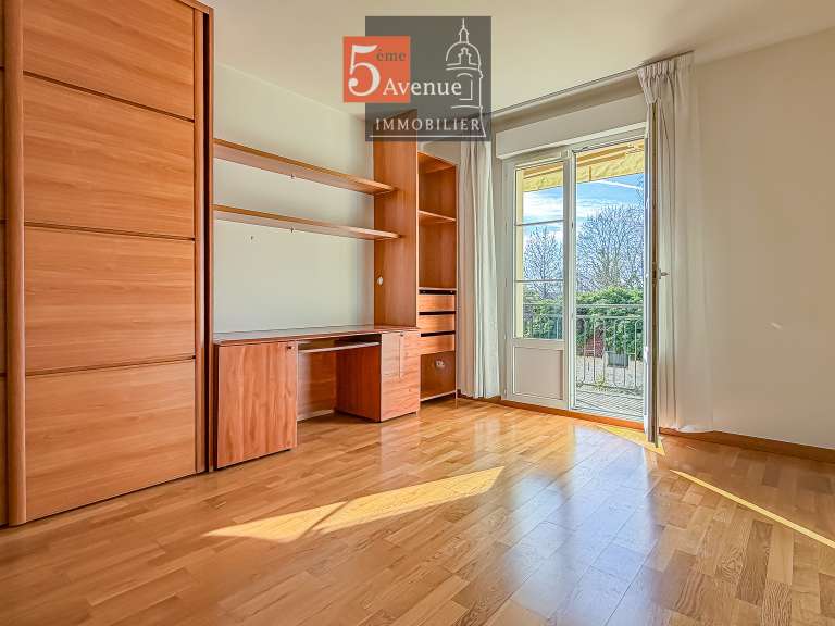 Appartement Senlis - 2 chambres - 148m²