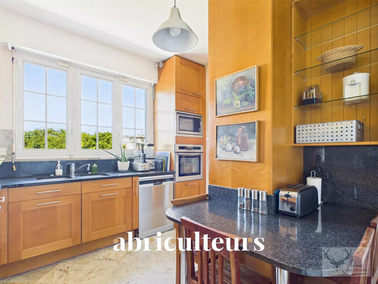 Maison Senlis - 5 chambres - 229m²
