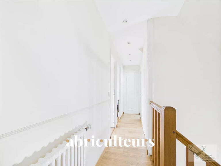 Maison Senlis - 5 chambres - 229m²