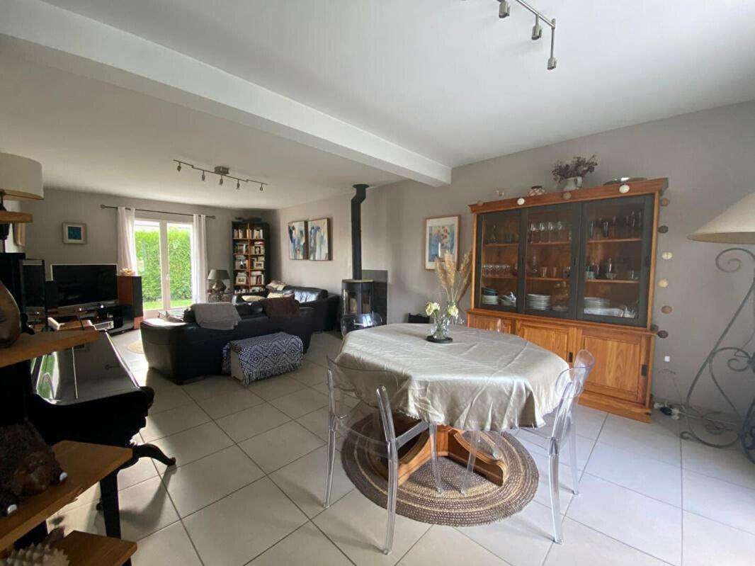 House Senlis
