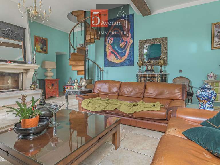 House Senlis - 5 bedrooms - 335m²