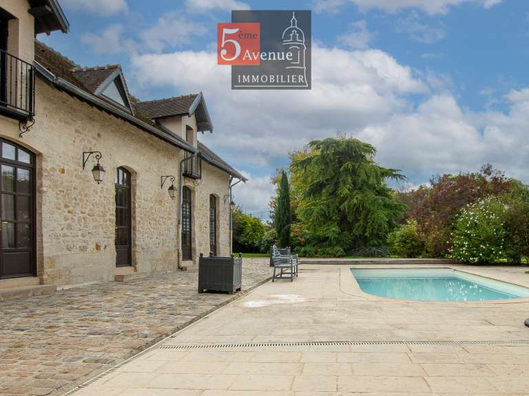 House Senlis - 5 bedrooms - 335m²