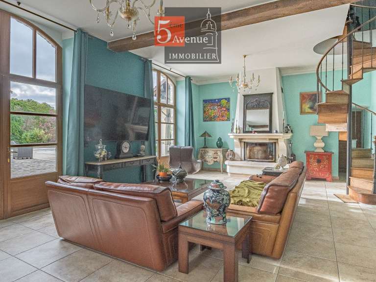 House Senlis - 5 bedrooms - 335m²