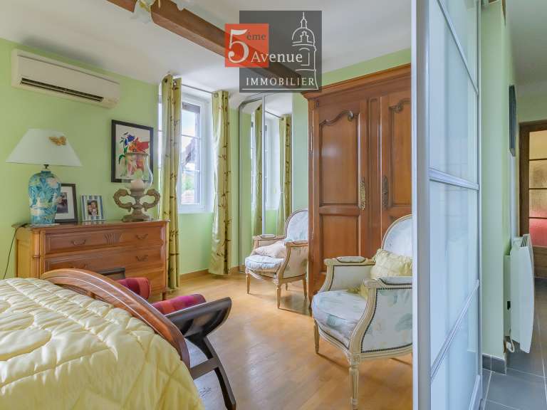 House Senlis - 5 bedrooms - 335m²