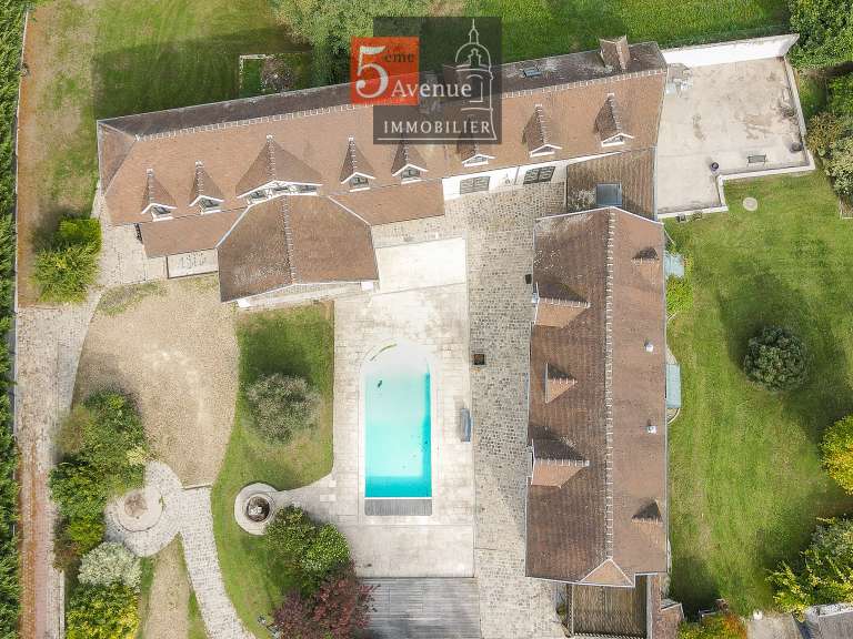 House Senlis - 5 bedrooms - 335m²