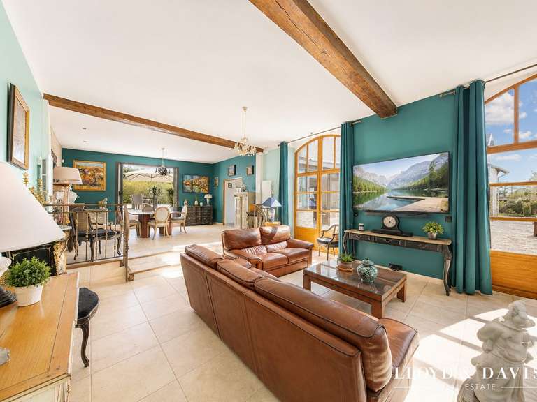 Maison Senlis - 5 chambres - 335m²