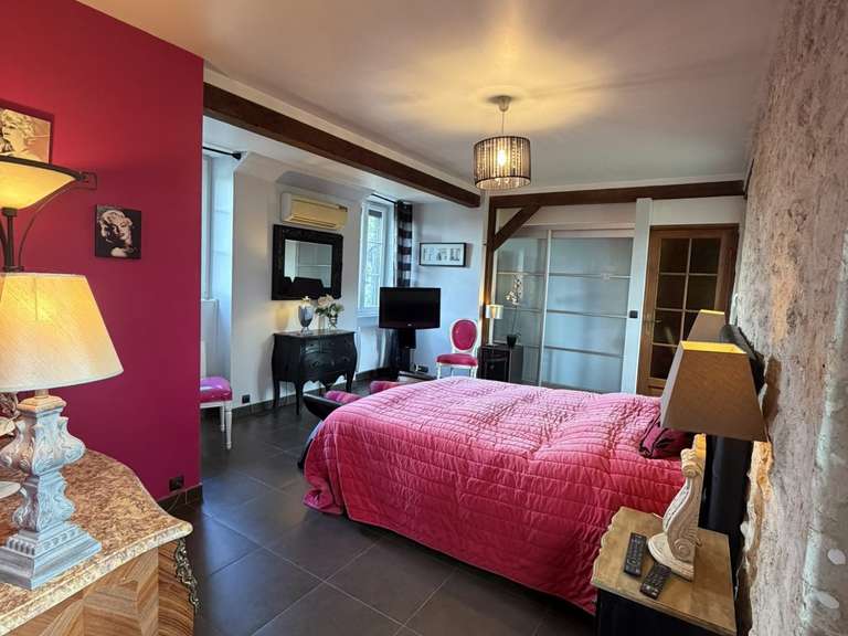 Maison Senlis - 5 chambres - 335m²