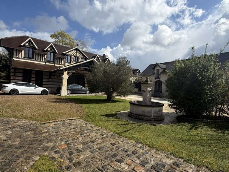 Maison Senlis - 5 chambres - 335m²