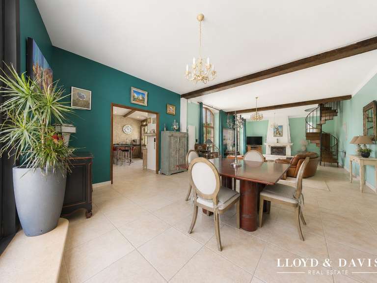 House Senlis - 5 bedrooms - 335m²