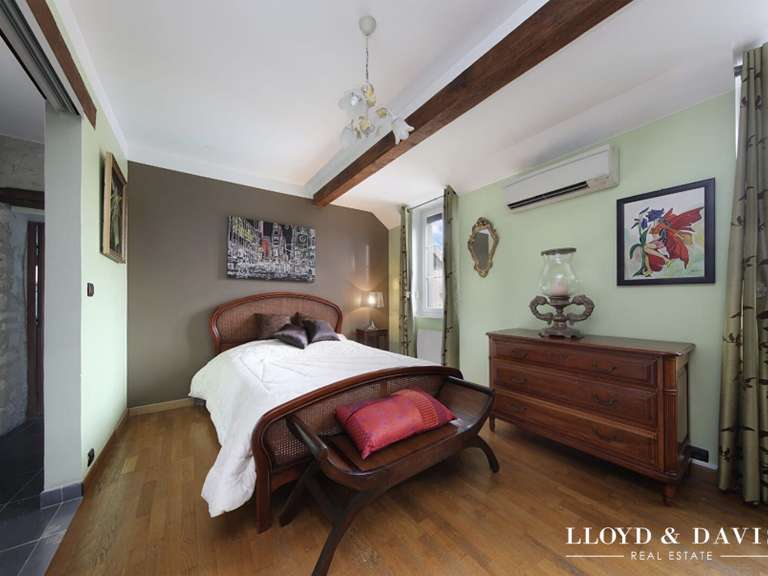 Maison Senlis - 5 chambres - 335m²