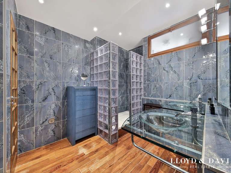 Maison Senlis - 5 chambres - 335m²