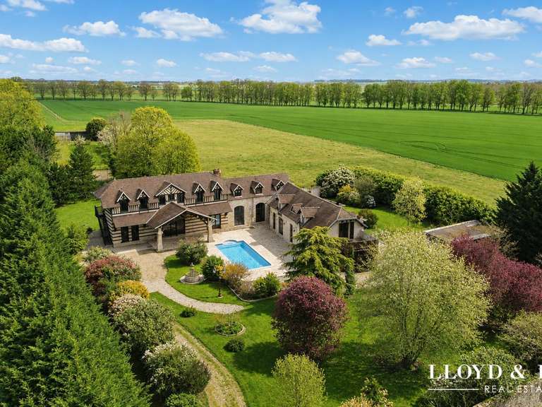 Maison Senlis - 5 chambres - 335m²