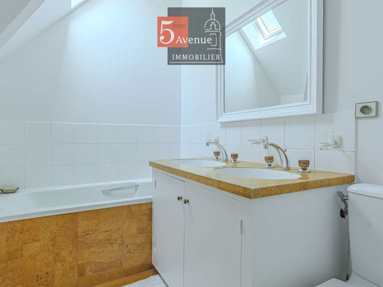 Maison Senlis - 5 chambres - 280m²