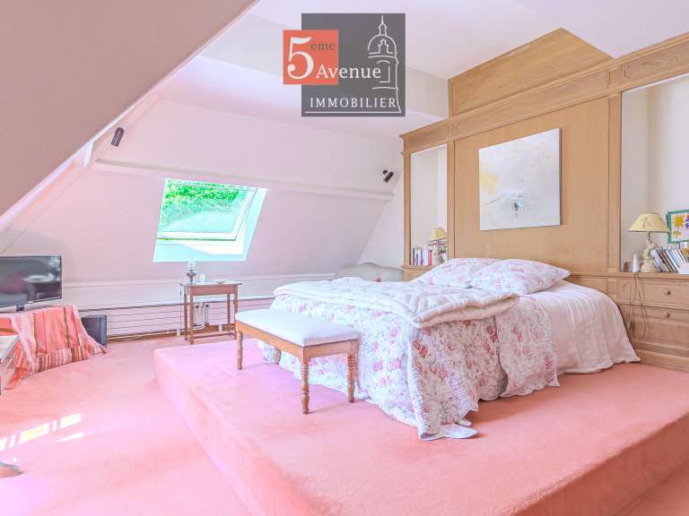 Maison Senlis - 5 chambres - 280m²