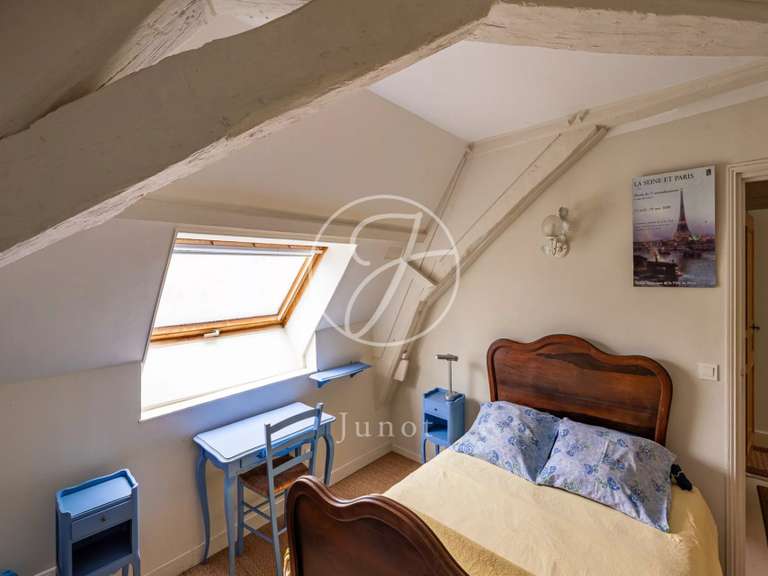 Manor Sens - 15 bedrooms - 946m²