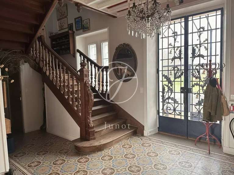 Manoir Sens - 15 chambres - 946m²