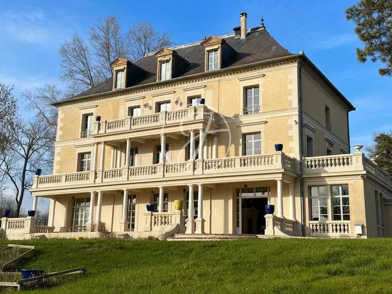 Manoir Sens - 15 chambres - 946m²