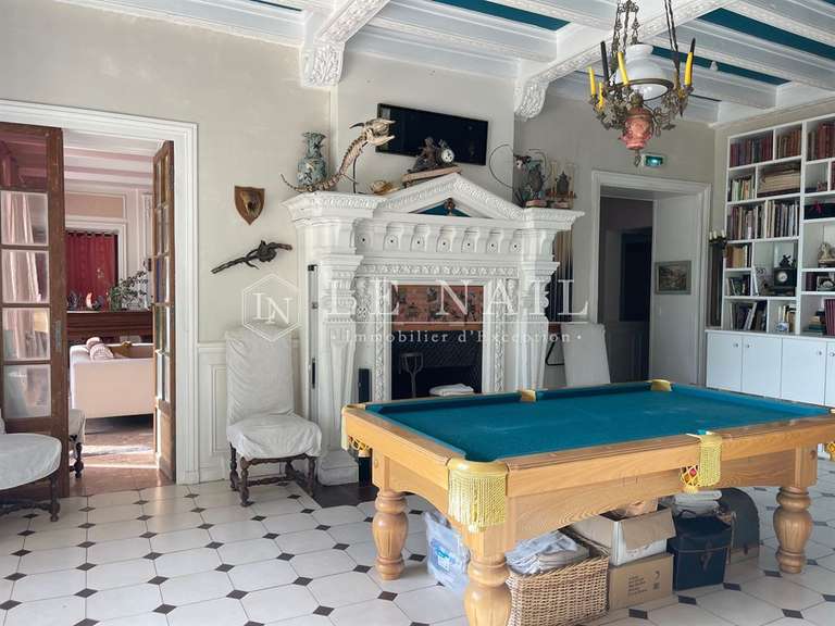 Manoir Sens - 15 chambres - 620m²