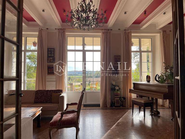 Manoir Sens - 15 chambres - 620m²