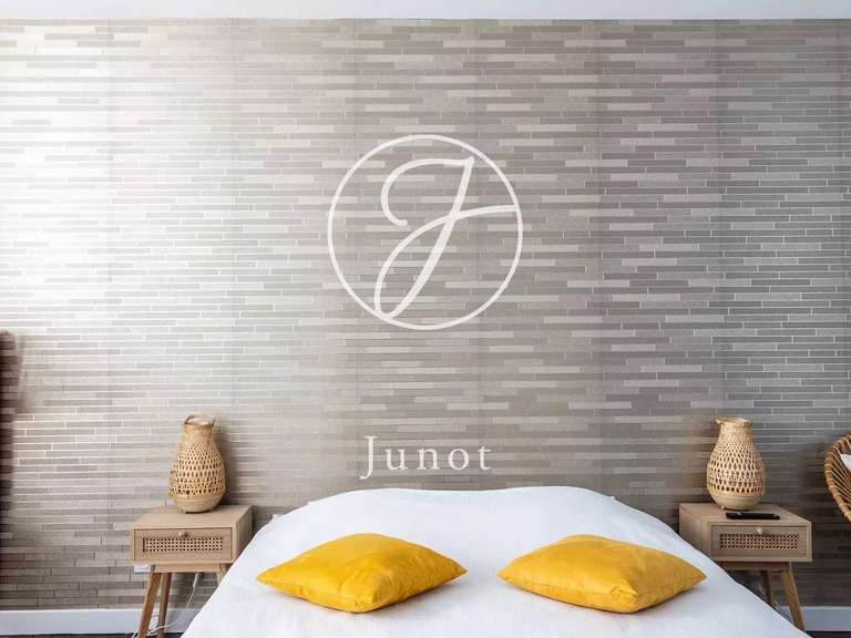 Manor Sens - 8 bedrooms - 960m²