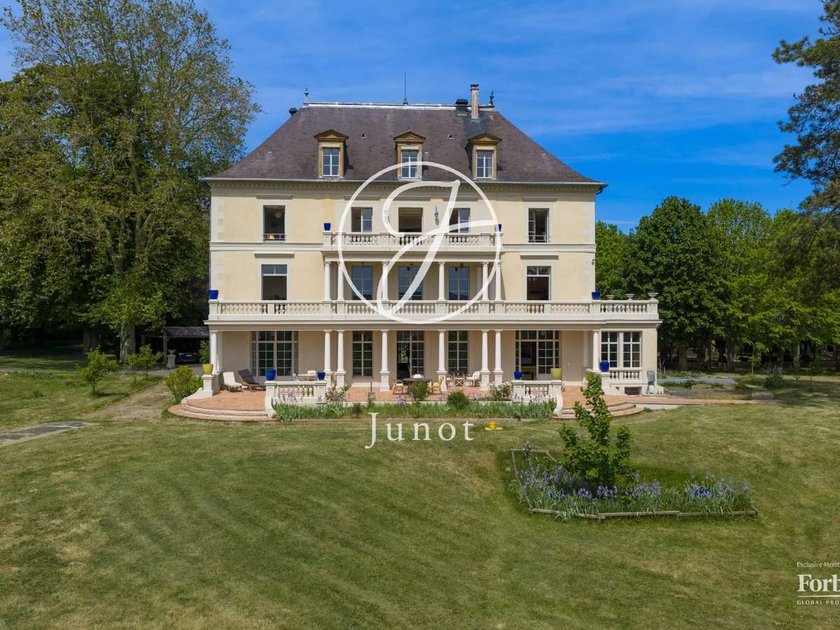 Manor Sens