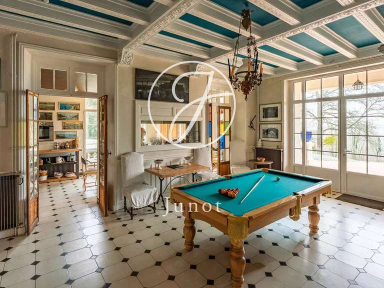 Manoir Sens - 15 chambres - 946m²