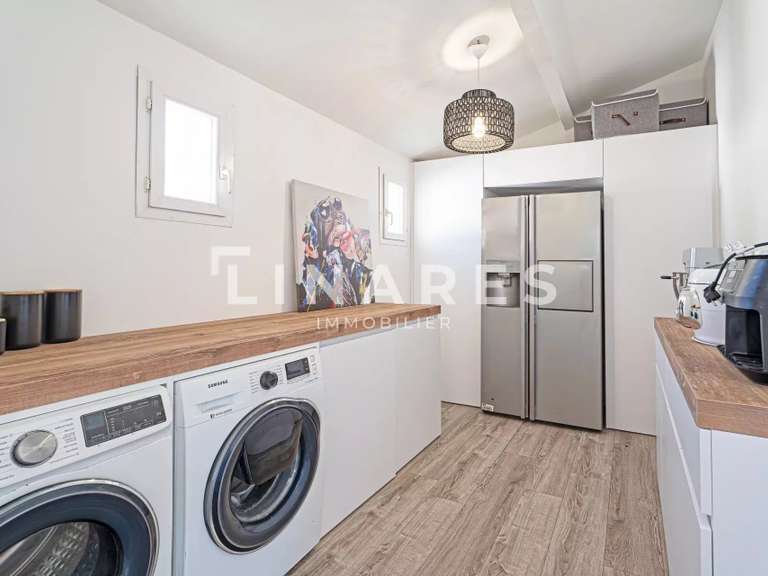 House Septèmes-les-Vallons - 4 bedrooms - 158m²