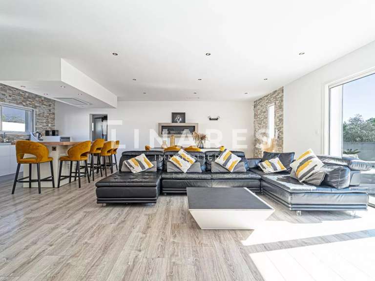 House Septèmes-les-Vallons - 4 bedrooms - 158m²