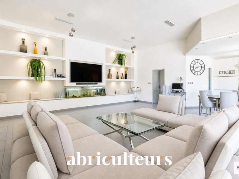 House Septèmes-les-Vallons - 4 bedrooms - 176m²