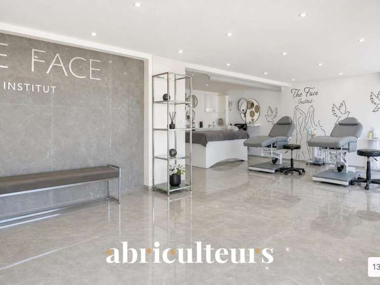 House Septèmes-les-Vallons - 4 bedrooms - 176m²
