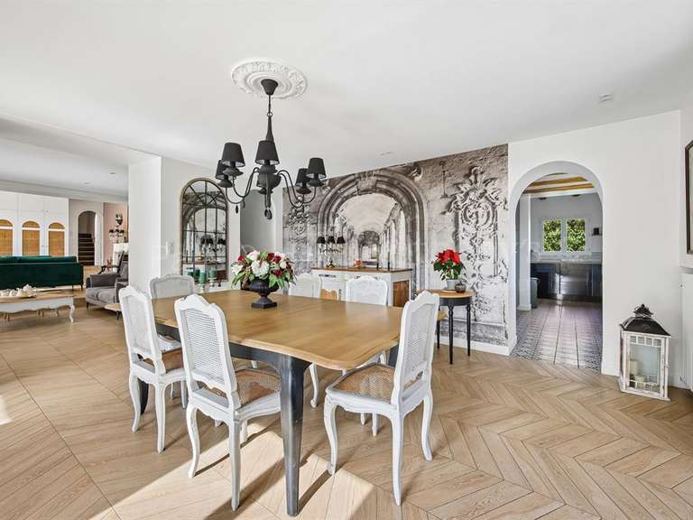 Maison Septeuil - 6 chambres - 370m²