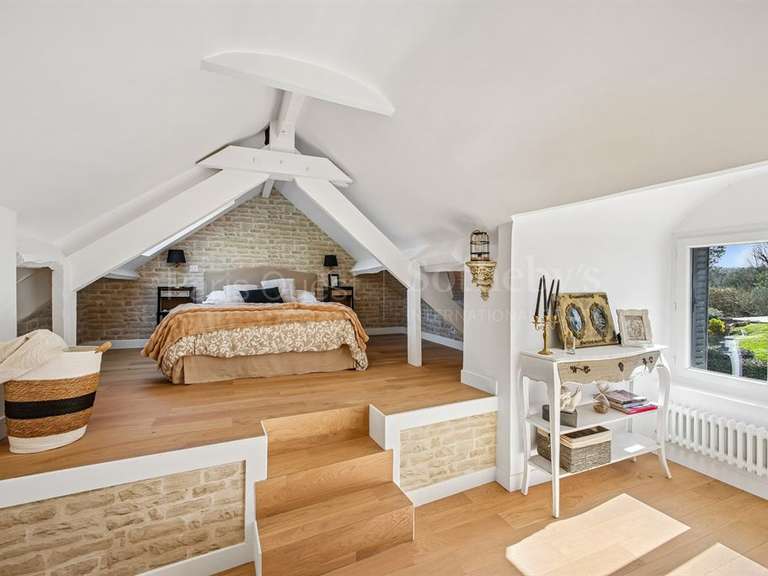 Maison Septeuil - 6 chambres - 370m²