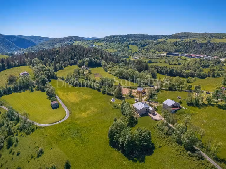 Maison Septmoncel les Molunes - 3 chambres - 300m²