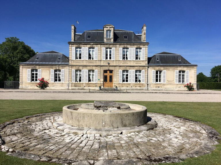Maison Septmonts - 15 chambres - 976m²