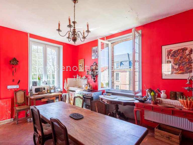 Castle Seraincourt - 12 bedrooms - 800m²