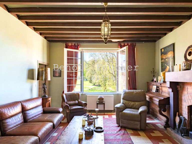 Castle Seraincourt - 12 bedrooms - 800m²