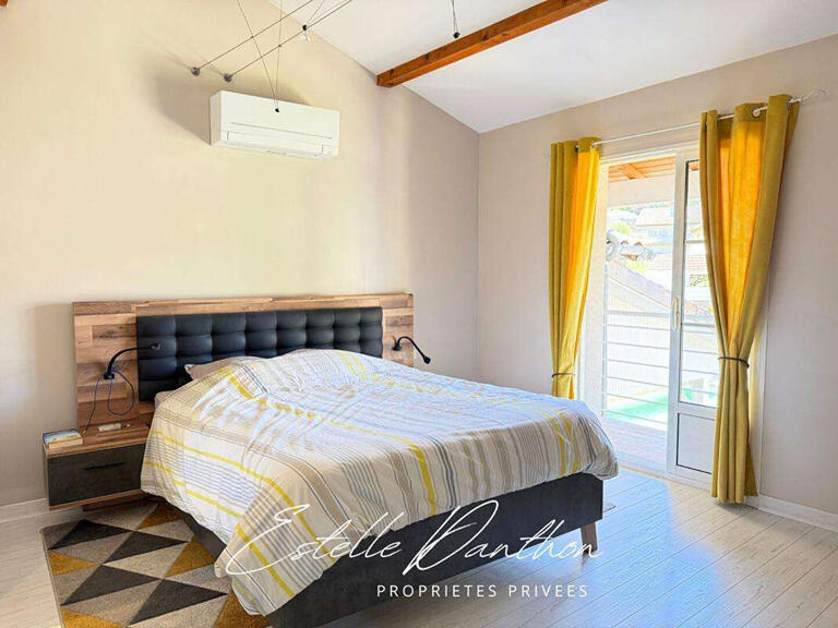House Sérézin-de-la-Tour - 5 bedrooms
