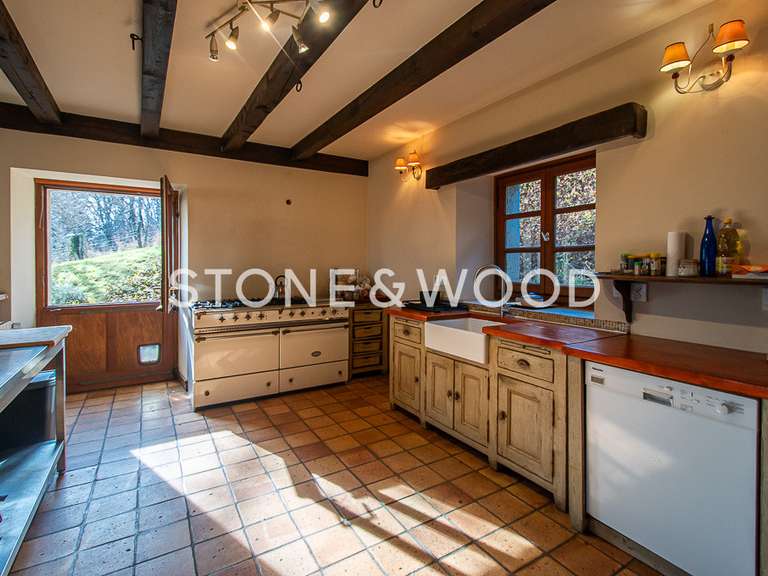 House Sergy - 9 bedrooms - 340m²