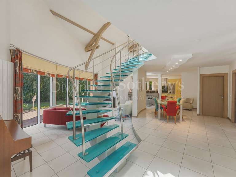 Maison Sergy - 4 chambres - 202m²
