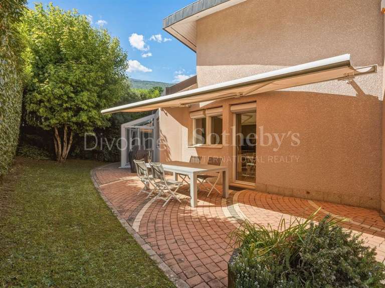 Maison Sergy - 4 chambres - 202m²