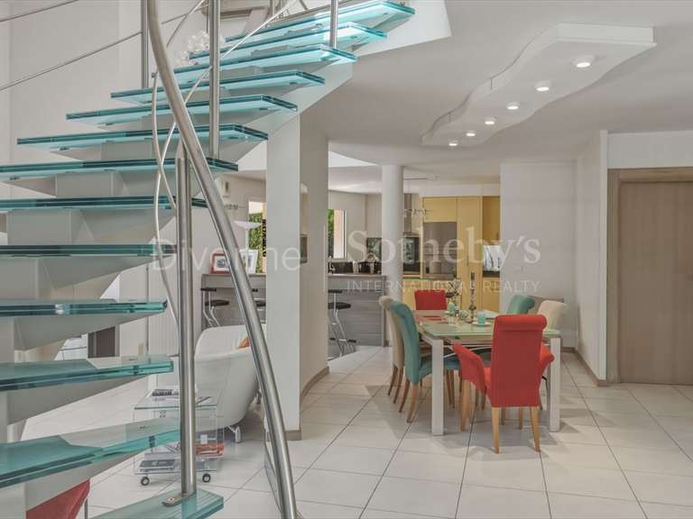 Maison Sergy - 4 chambres - 202m²