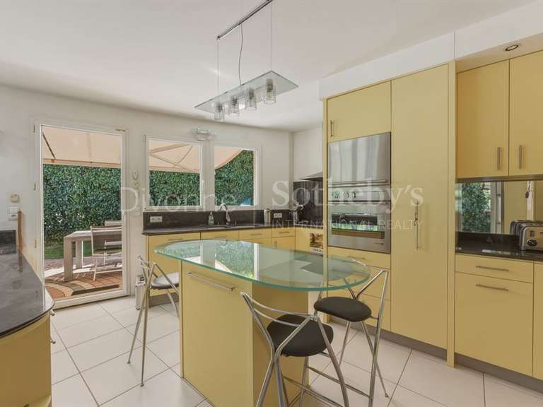 Maison Sergy - 4 chambres - 202m²