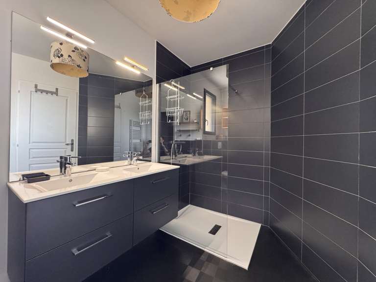 Maison Sergy - 5 chambres - 194m²