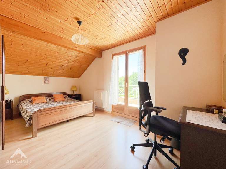 Maison Sergy - 5 chambres - 175m²