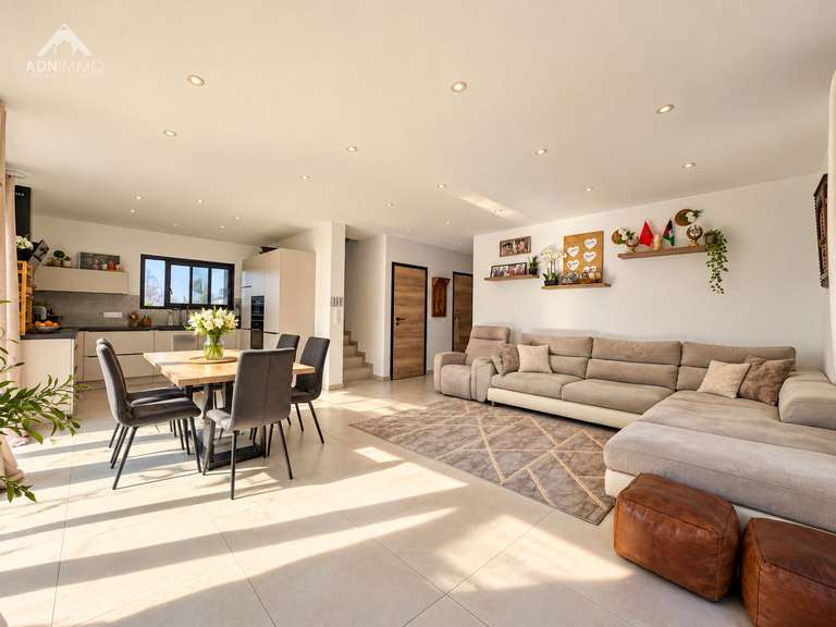 Maison Sergy - 5 chambres - 122m²