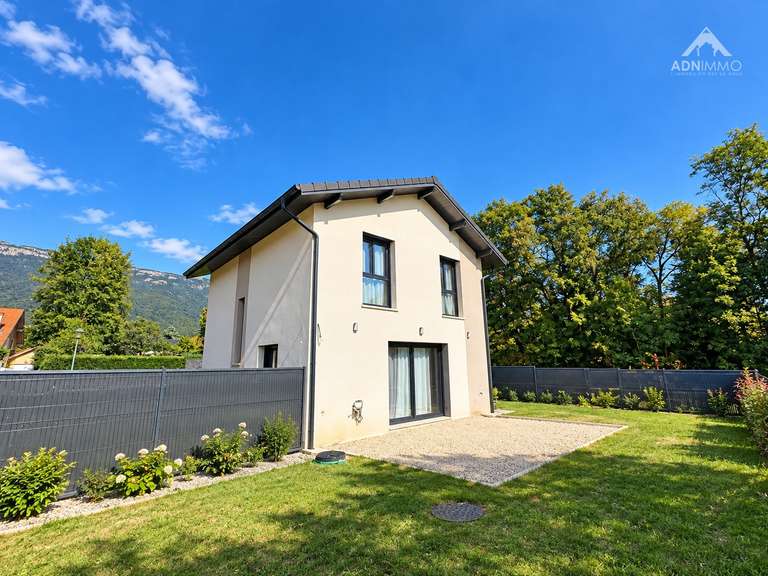 Maison Sergy - 5 chambres - 122m²