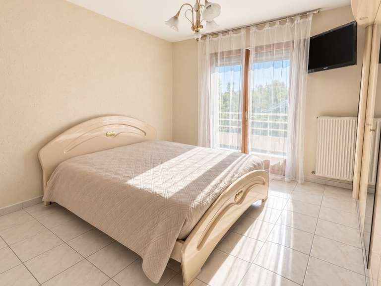 Villa Sergy - 5 chambres - 230m²