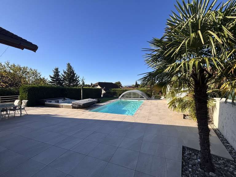 Villa Sergy - 5 chambres - 230m²