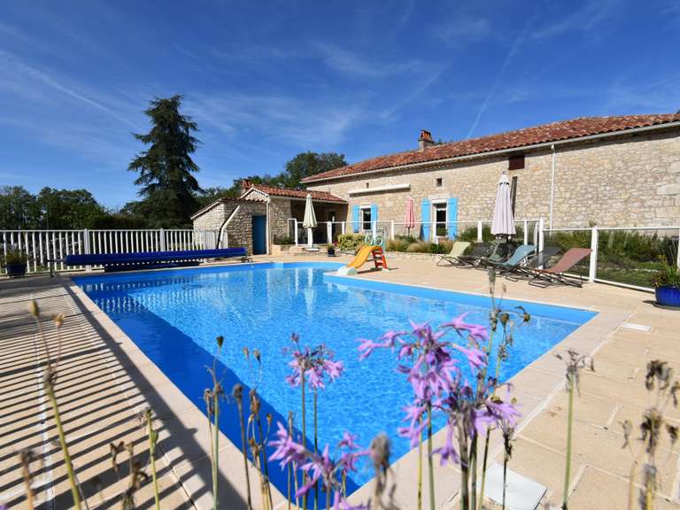 Maison Sérignac - 3 chambres - 240m²