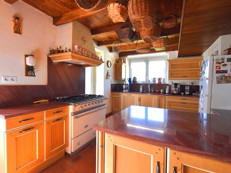 Maison Sérignac - 3 chambres - 240m²